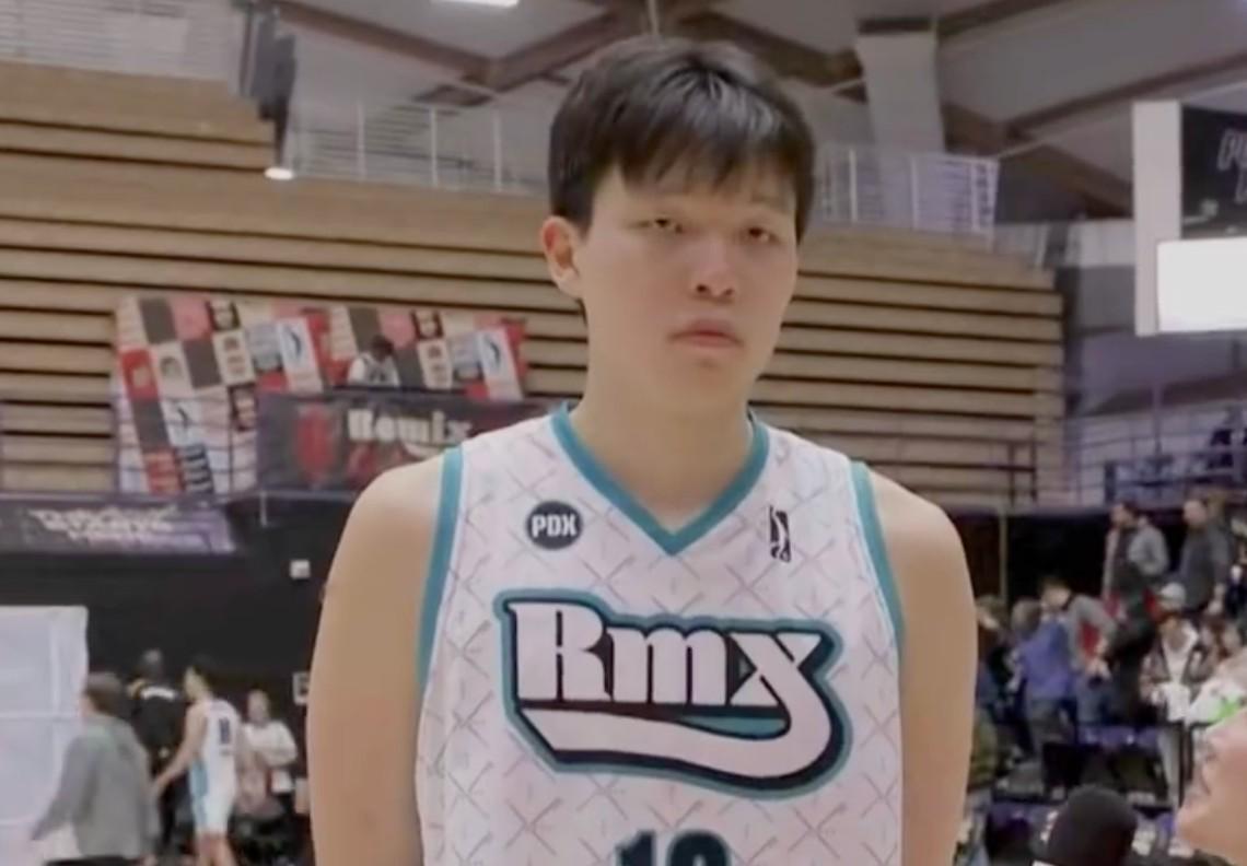 杨瀚森:体能和速度还要提升;四个字总结NBA至今感受——摸爬滚打