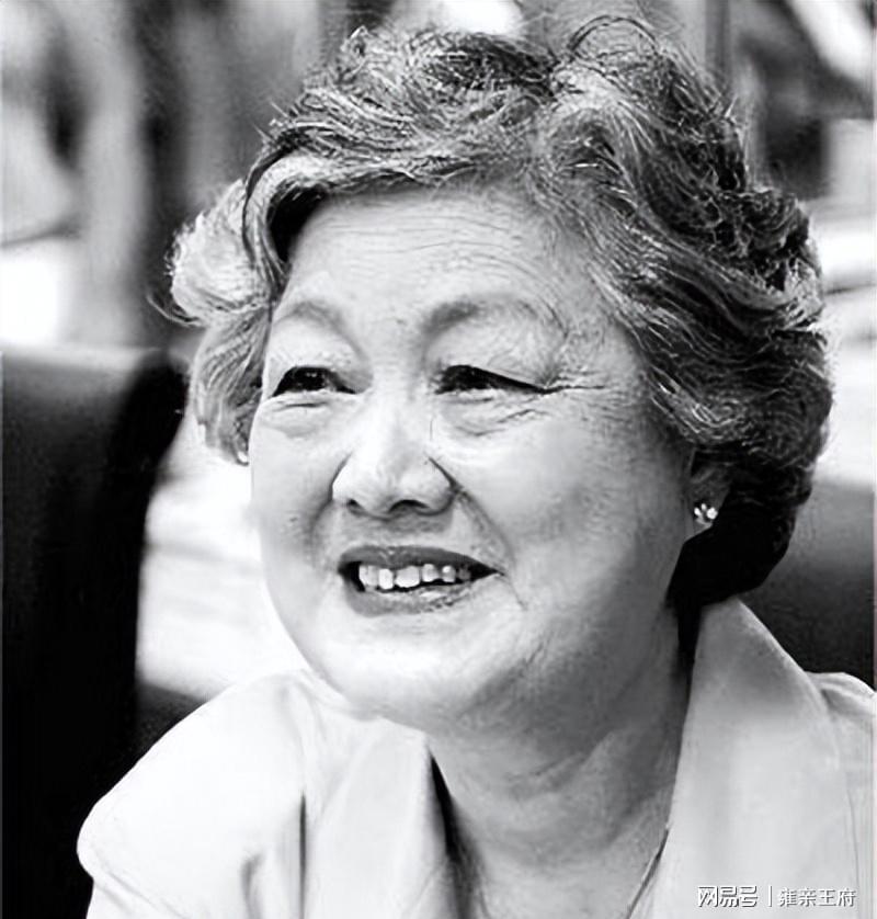 旺财28官方网站-08年章含之逝世,临终前留下遗言,洪晃因何说:妈妈是个聪明人?