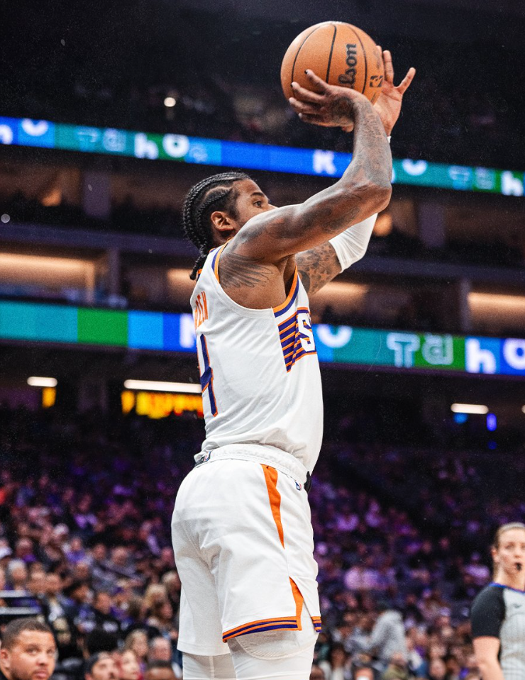 旺财28登录入口-31分钟7失误太阳新高！格林第三场20+仍遭喷 他怎与杜兰特争辉？