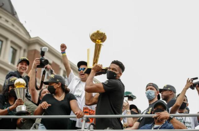 旺财28官方网站-【观察】雄鹿夺冠启发独行侠 东契奇能否复刻神迹？