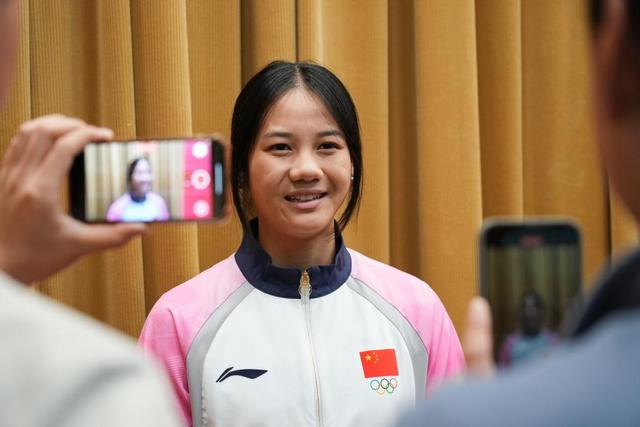 旺财28官方网站-“不要怕，跨过去”——16岁跨栏少女张可依的追风路|亚洲|田径锦标赛|夏季奥林匹克运动会|女子100米栏|江西省_新浪体育_新浪新闻